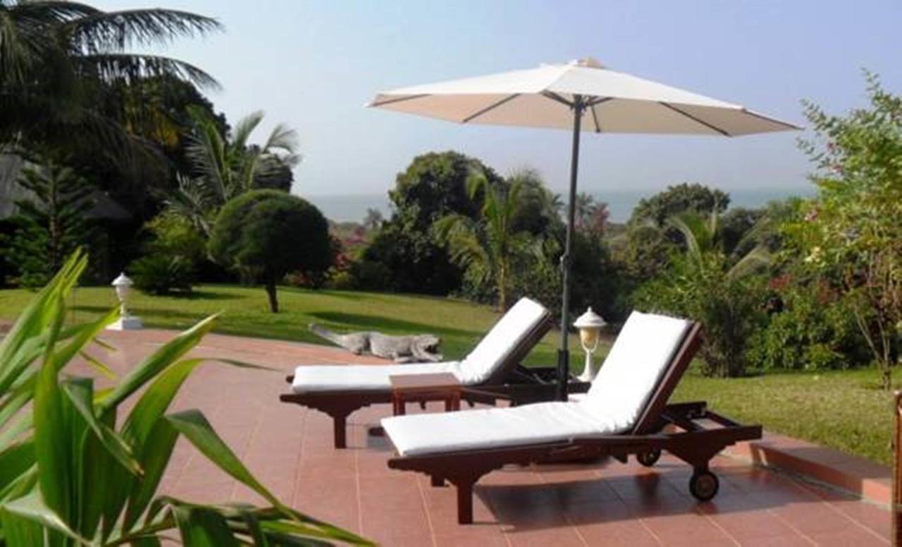 White Horse Residence Tanji Esterno foto