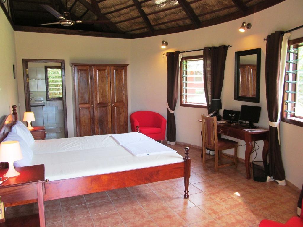 White Horse Residence Tanji Esterno foto